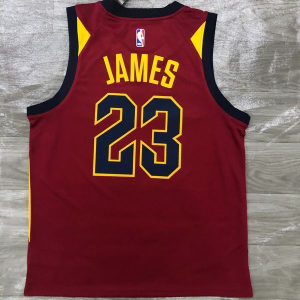 Cleveland Cavaliers 2017-21 Icon James 23 f49b6dd2 фото