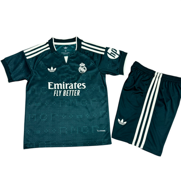 2026/27 Футбольна форма Реал Мадрид виїзна form-real-madrid-vyizd-zel фото