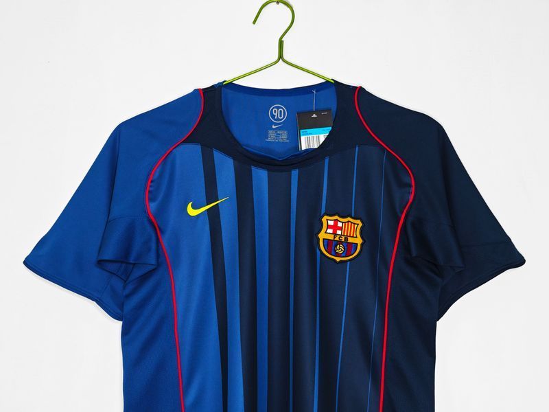 Ретро-футболка Барселона 2004/05 виїзний awaybluebarca фото