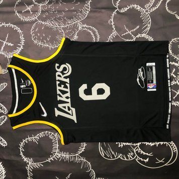 Los Angeles Lakers LeBron James Black MVP Swingman dc3e1c9a фото