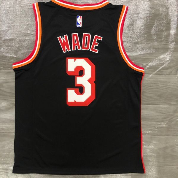 Miami Heat 2017-18 Classic Wade 3 04be170e фото