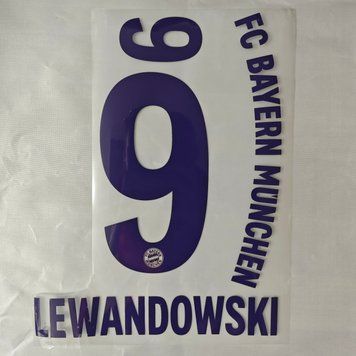 Баварія Мюнхен 2018-19 #9 Lewandowski виїзний IMG_0886 фото